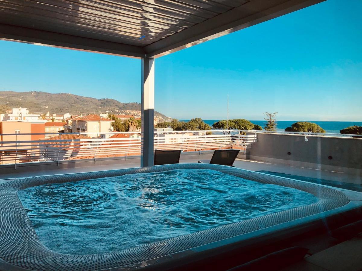 Corallo Wellness Hotel Diano Marina Dış mekan fotoğraf