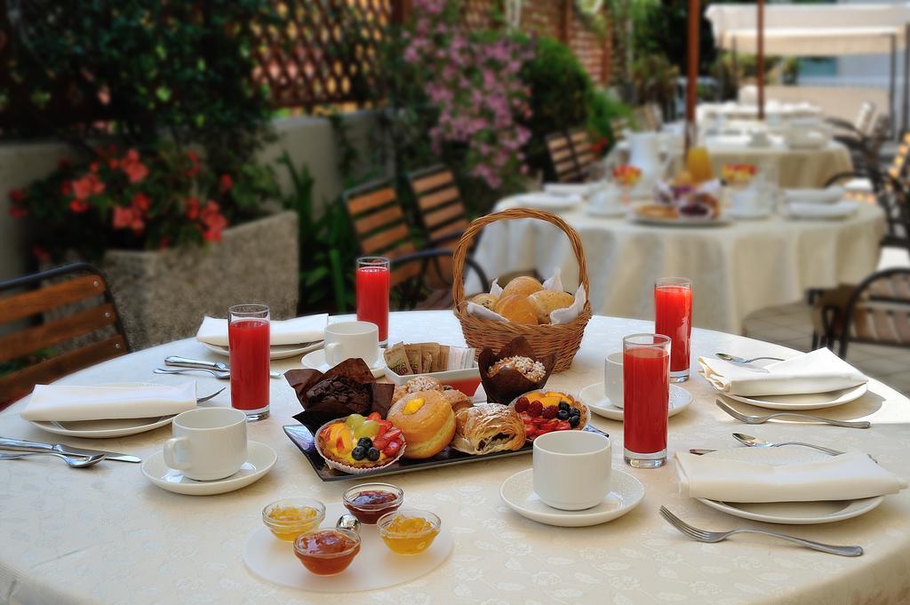 Corallo Wellness Hotel Diano Marina Dış mekan fotoğraf