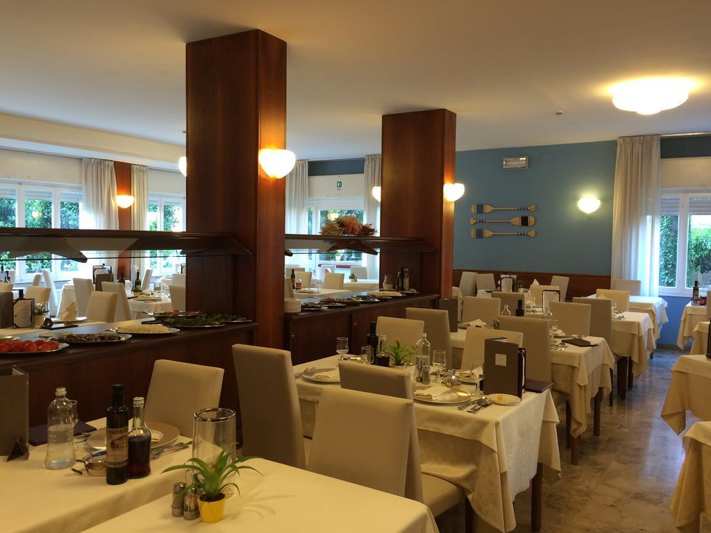 Corallo Wellness Hotel Diano Marina Dış mekan fotoğraf